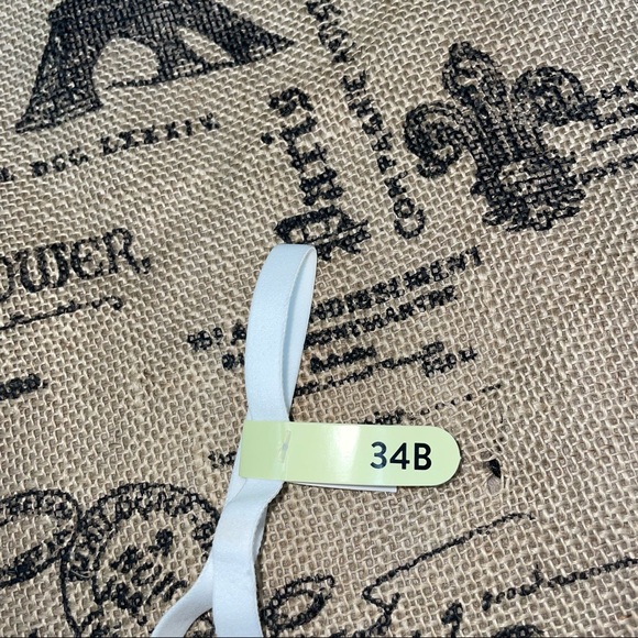 Maidenform NWT! Women's Love The Lift Push Up & In Demi Bra Size 34B - Picture 10 of 11